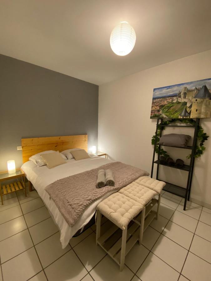 Au Pied De La Cite, T3 Au Calme Apartment Carcassone Exterior photo